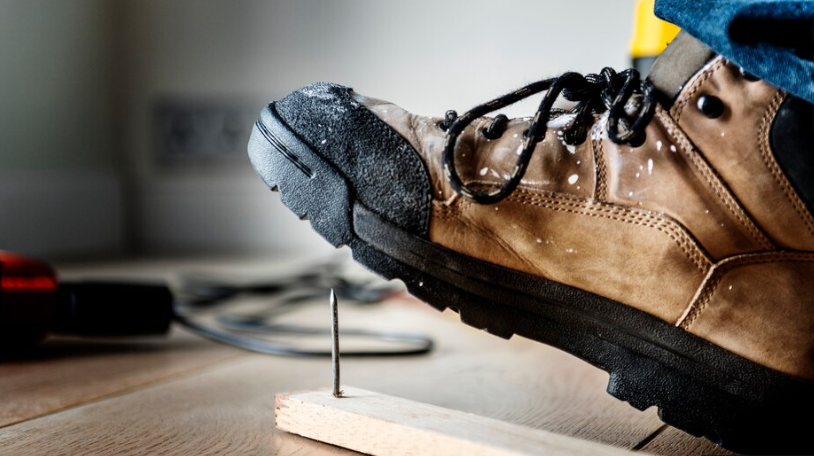 Stepping Up Safety: Your Essential Guide to Choosing the Right Safety Footwear in Zimbabwe